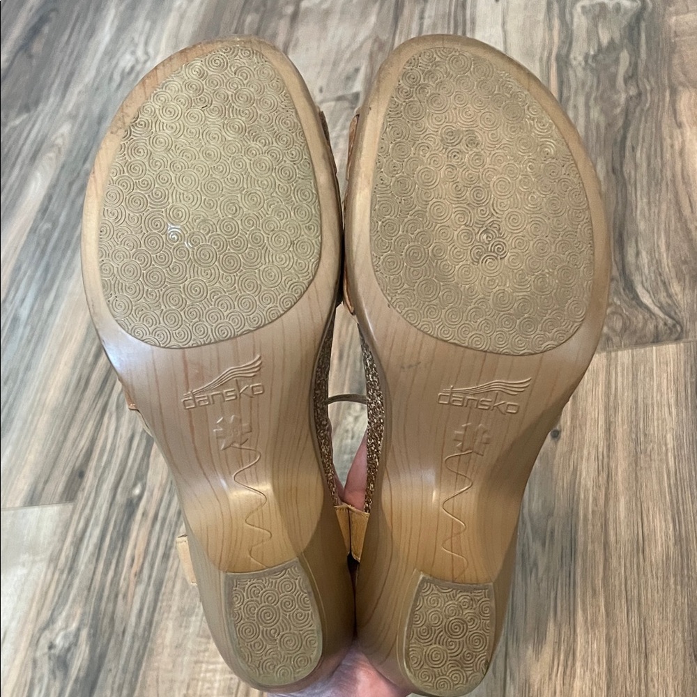 Dansko leather Coquette floral cutout sandals (WS 1) - Picture 4 of 7